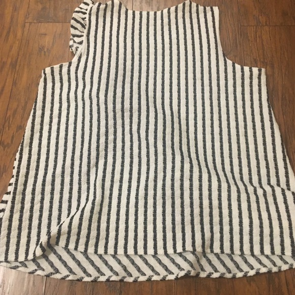 Anthropologie - Eva Franco Striped Ruffle Sleeveless - Picture 2 of 6